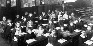 victorian-classroom-children
